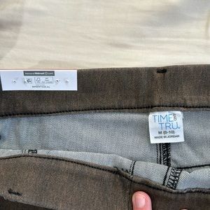 High rise stretch skinny pants size M